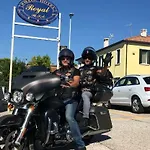 Ξενοδοχείο Small Royal Rc12