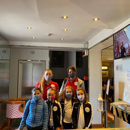 מלון Small Royal Rc12