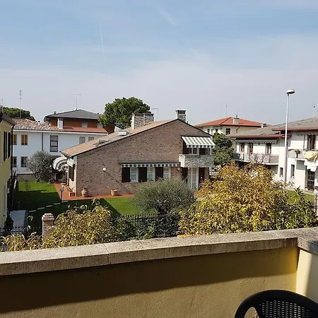Small Royal Rc12 Hotel 3*