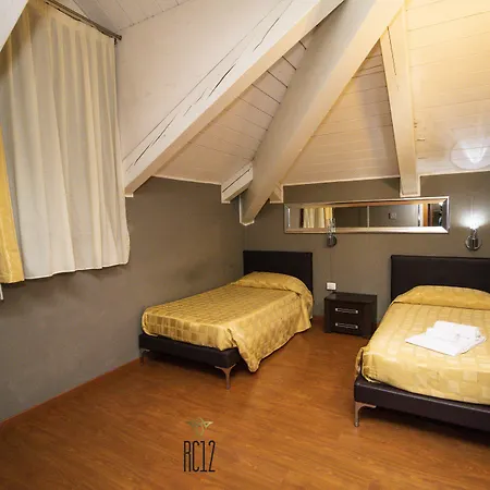 Small Royal Rc12 호텔 3*