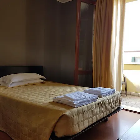 Small Royal Rc12 3* 파도바