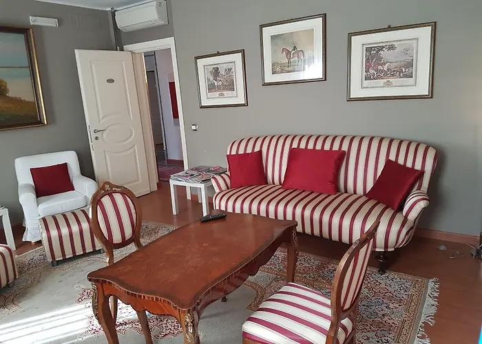 Small Royal Rc12 ホテル 3*