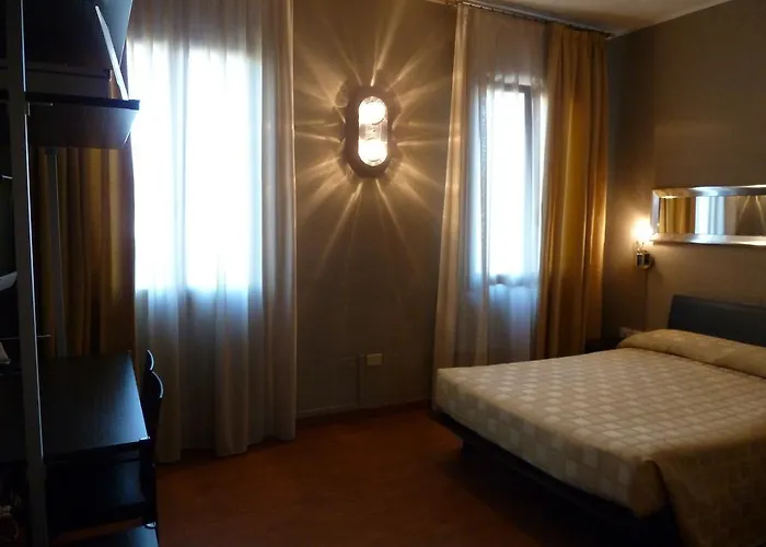 ホテル Small Royal Rc12