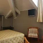 Szálloda Small Royal Rc12 Padova