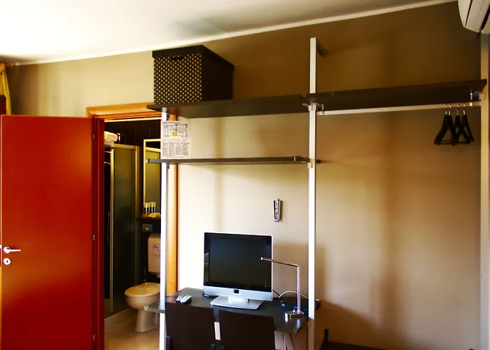 Small Royal Rc12 Hotel 3*