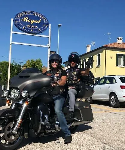 Hotel Small Royal Rc12